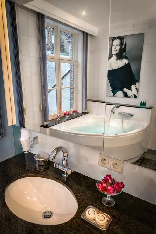 Canalside House - Luxury Guesthouse Brugge Szoba fotó